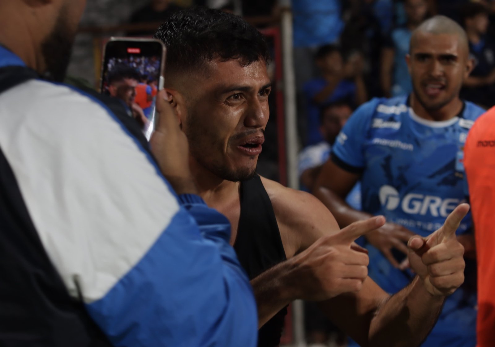 Dos remontadas y un amargo empate