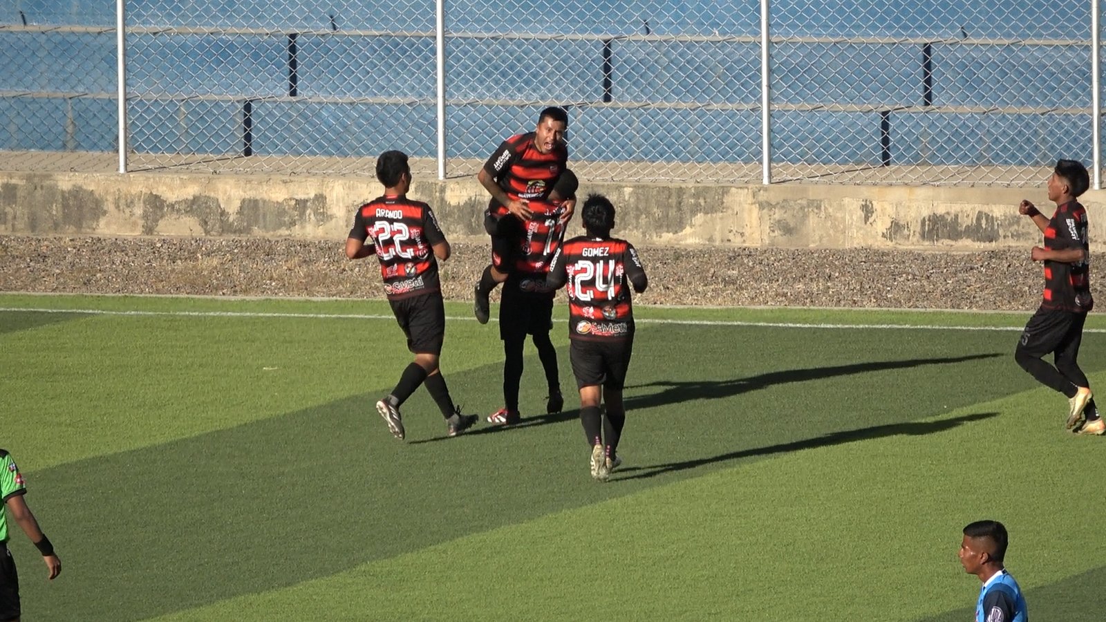 Con un Jeferson Vidal Estelar, Flamengo Vence a Nacional y se Adueña del Segundo Lugar