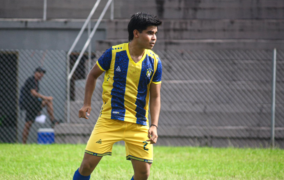 Tragedia en el Fútbol Cruceño: Joven Promesa Fallece Repentinamente en Pleno Entrenamiento