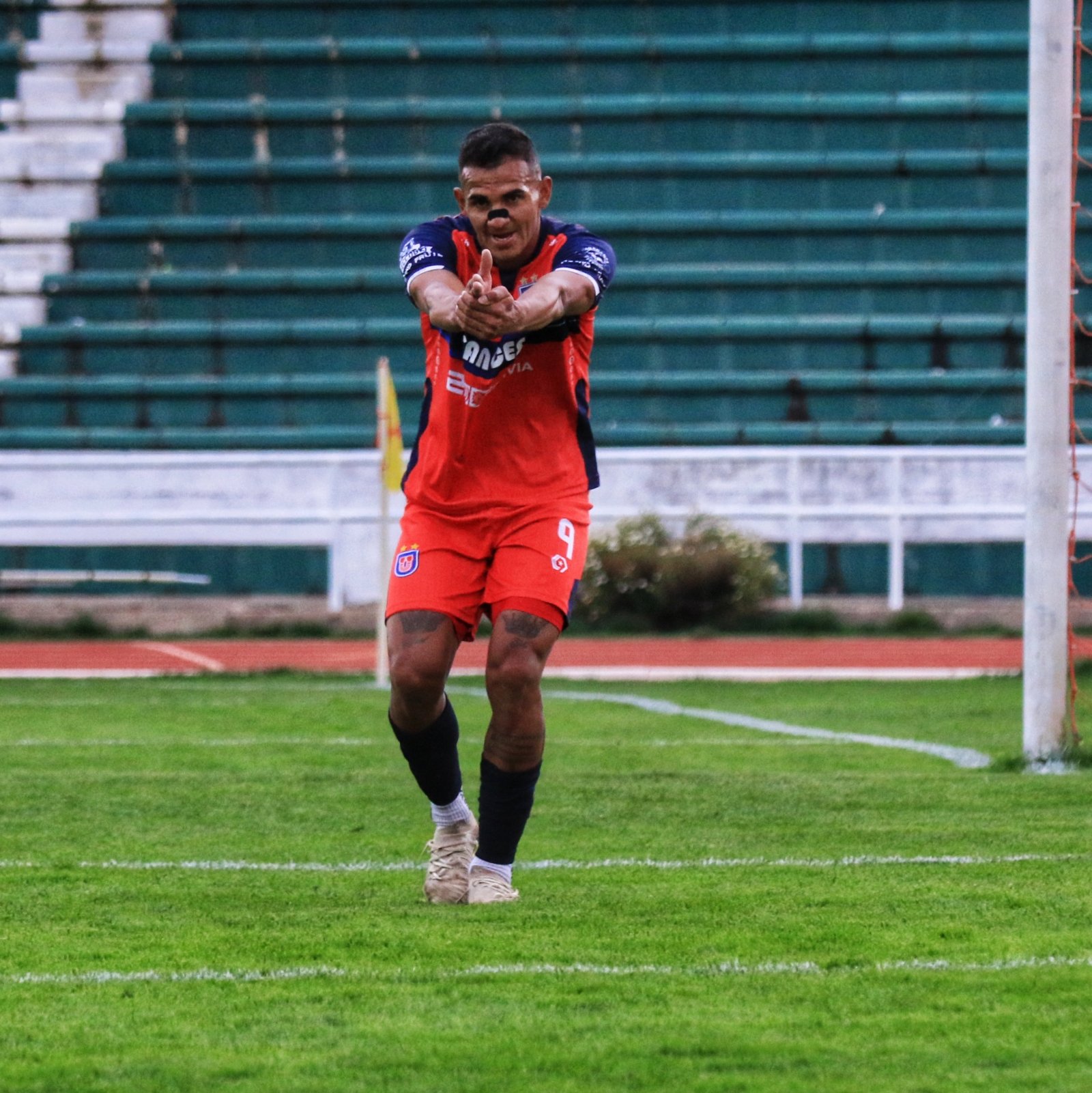 Copa Simón Bolívar: Seis Grupos y un Sueño en 90 Minutos